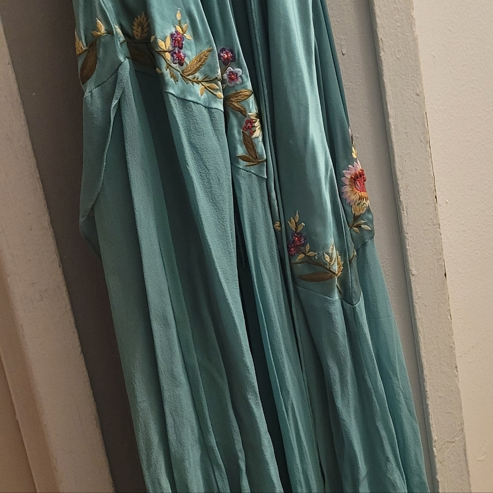 Sue Wong Light green 100% silk dress